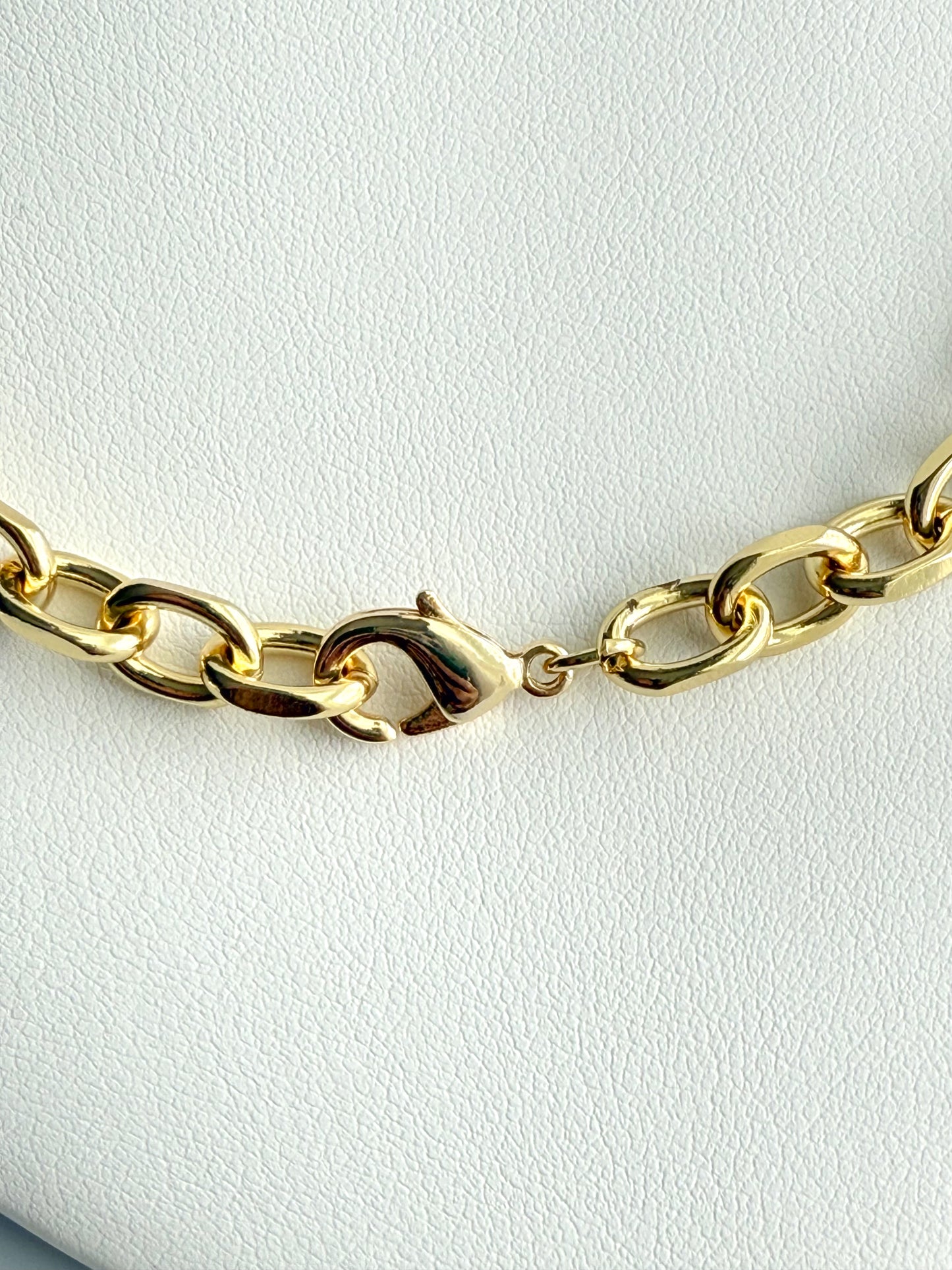 Black Horseshoe Necklace