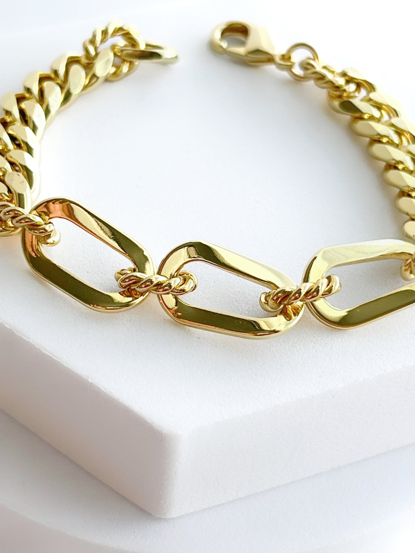 Thick Figaro & Cuban Chain Bracelet