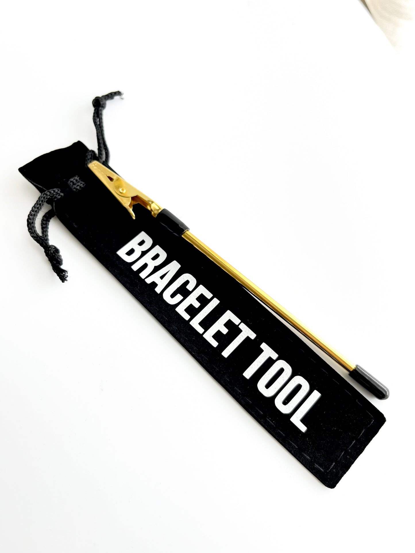 Bracelet Helper Tool